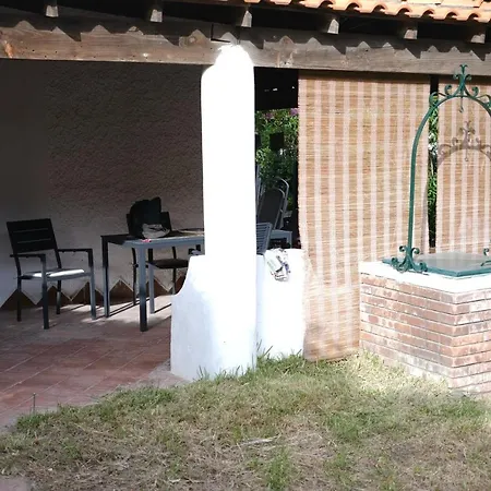 Casa Glicine Дом отдыха Вулкано